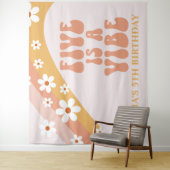 Tenture Cinq est une ambiance super Daisy Bannière d'anniv (En situation)