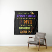 Tenture Citation Halloween Familiale Avec Witch Devil Spid (En situation)