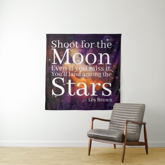Tenture Citation Inspirante de Nebula violette orange (En situation)