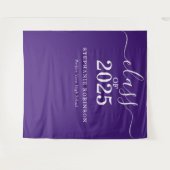 Tenture Classe de 2025 Purple Graduation Backdrop Prop (Devant (Horizontal))