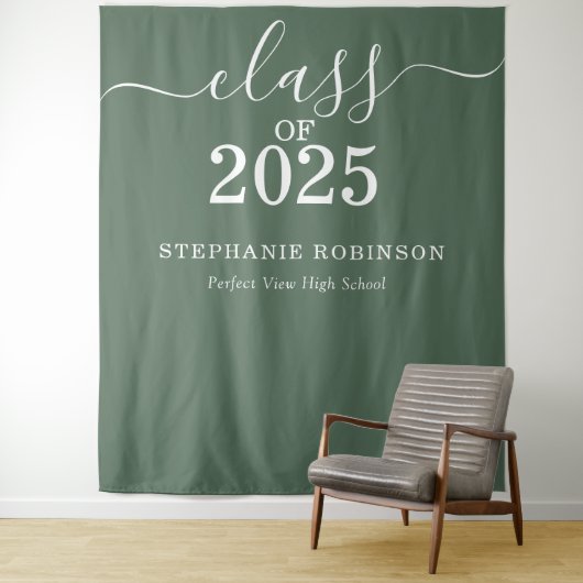Tenture Classe de 2025 Sage Green Graduation Backdrop Prop (En situation)