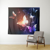 Tenture Clowing Night Butterflies (En situation (horizontale))