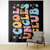 Tenture Club des oncles cool III (En situation)