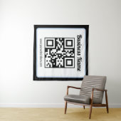 Tenture Code QR éditable & Texte avec bordure bleu clair (En situation (horizontale))