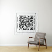 Tenture Code QR numérisable modifiable + votre nom d'entre (En situation (horizontale))