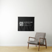 Tenture Code QR personnalisé & Texte rétro-moderne modifia (En situation (horizontale))