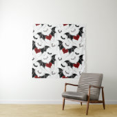 Tenture Coeur d'Halloween avec ailes de chauve-souris noir (En situation)