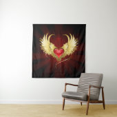 Tenture Coeur rouge avec ailes d'or (En situation)