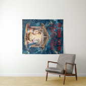 Tenture Come Adore Him Tapestry (En situation (horizontale))