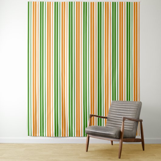 Tenture Conception de bandes verticales orange vert blanc (En situation)