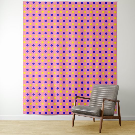 Tenture Conception de points polka rose bleu jaune (En situation)
