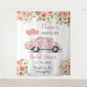 Tenture Conduite Par Floral Rose Drive À Travers Le Fond D (Devant)