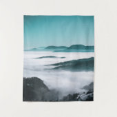 Tenture Couches de collines, brouillard et arbres (Devant)