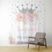 Tenture Couronne bébé argent floral rose princesse anniver (En situation)