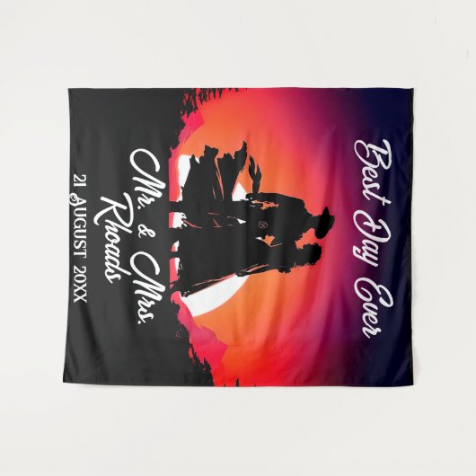 Tenture Cowboy et mariée au Mariage Sundown (Devant (Horizontal))