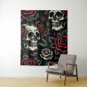 Tenture Crânes et roses rouges Floral gothique (En situation)