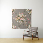 Tenture Crème, fleurs roses sur gris. (En situation (horizontale))