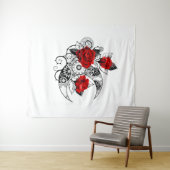 Tenture Croissant mécanique avec roses rouges (En situation (horizontale))