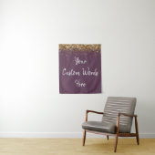 Tenture Custom Amethyst & White Personalized Photo Booth (En situation)