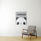 Tenture Cute petit ours Panda avec bande de nom personnali (En situation)