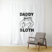 Tenture Daddy Sloth (En situation)