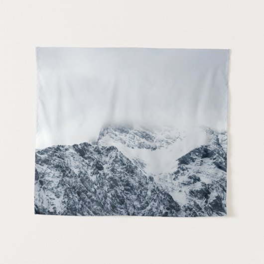 Tenture De superbes montagnes enneigées couvertes de nuage (Devant (Horizontal))