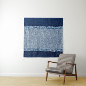 Tenture Denim blue jeans fabric frame. Bleached denim fabr (En situation)