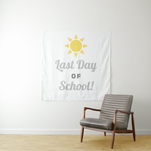 Tenture Dernier Jour d'École Gris Jaune Soleil (En situation)