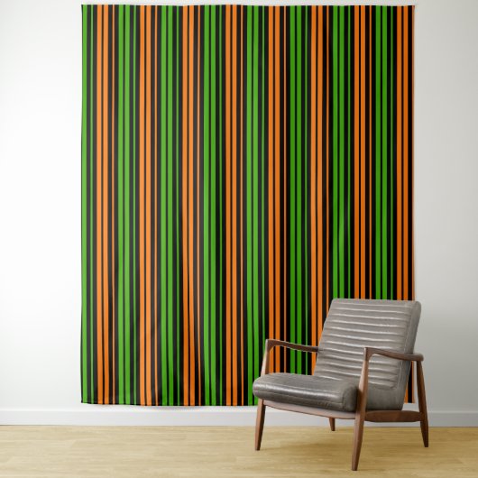 Tenture Dessin à rayures verticales orange vert noir (En situation)