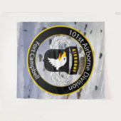 TENTURE DIVISION AÉROPORTÉE 101 PHOTO DE FOND 2 (Devant (Horizontal))