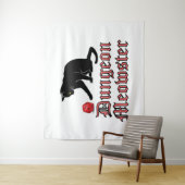 Tenture Doungeon Meowster Drôle RPG Chat avec dés (En situation)