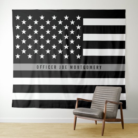 Tenture Drapeau américain en monogramme Thin Gray Line (En situation (horizontale))