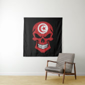 Tenture Drapeau crâne souriant de Tunisie (En situation)