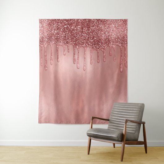 Tenture Dripping in Rose Gold Glitter Pretty Pink Drips (En situation)