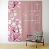 Tenture Dusty Rose Floral Holy Communion (En situation)