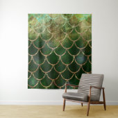 Tenture Écailles de poisson sirène pailletées vert et or (En situation)