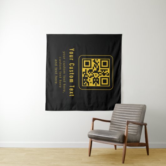 Tenture Editable QR Code & Text Template | Black & Gold (En situation (horizontale))
