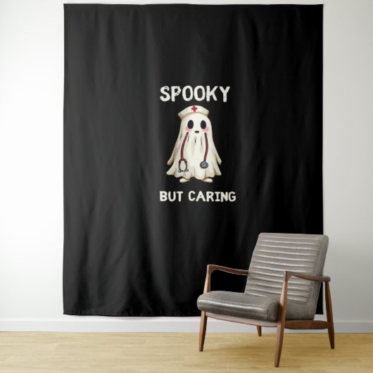 Tenture ÉFFRAYANT MAIS SOIGNANT T-shirt indispensable (En situation)