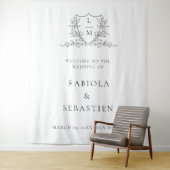 Tenture Elegant botanical crest monogram Welcome sign (En situation)