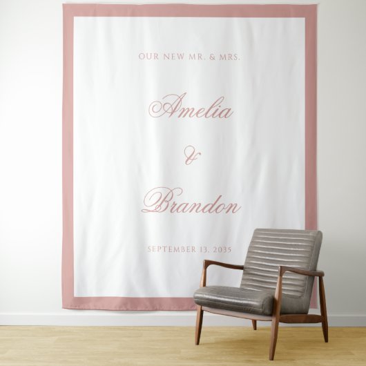Tenture Elegant Classic Dusty Rose Border Wedding Backdrop (En situation)