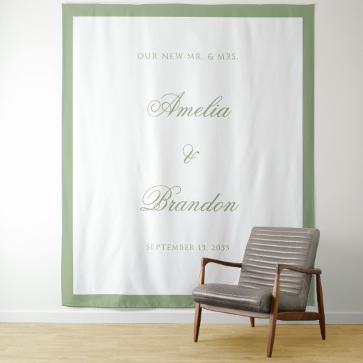 Tenture Elegant Classic Sage Green Border Wedding Backdrop (En situation)
