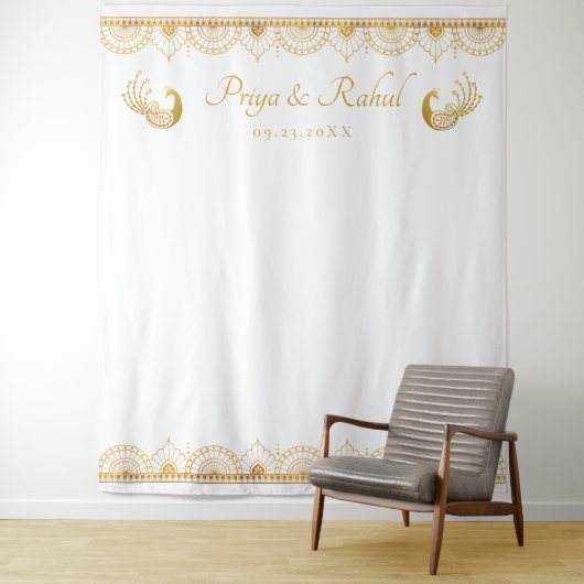 Tenture Élégant Motif d'or Mariage indien (En situation)