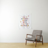 Tenture Elle Est Brillante, Mélangée Avec Un Petit Ouragan (En situation)