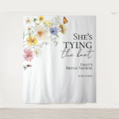 Tenture Elle noue le noeud | Arrière-plan de la Fête des m (Devant)