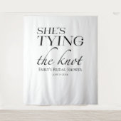 Tenture Elle noue le noeud | Arrière-plan Fête des mariées (Devant)