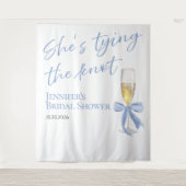 Tenture Elle noue le noeud | Boutons arrière Fête des mari (Devant)