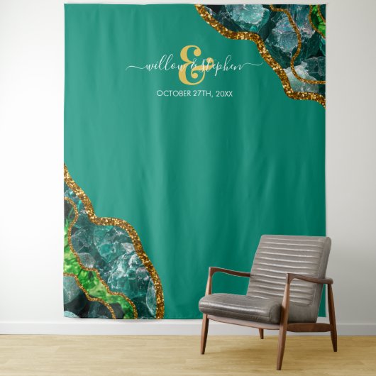 Tenture Emerald Green & Gold Agate Geode Mariage (En situation)