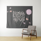 Tenture Espérance citation - lune violette et rose et étoi (En situation (horizontale))