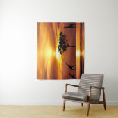 Tenture Famille de Giraffes à Sunset Wall Art Tapestry (En situation)