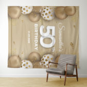 Tenture Faux or et ballons blancs 50e anniversaire (En situation (horizontale))